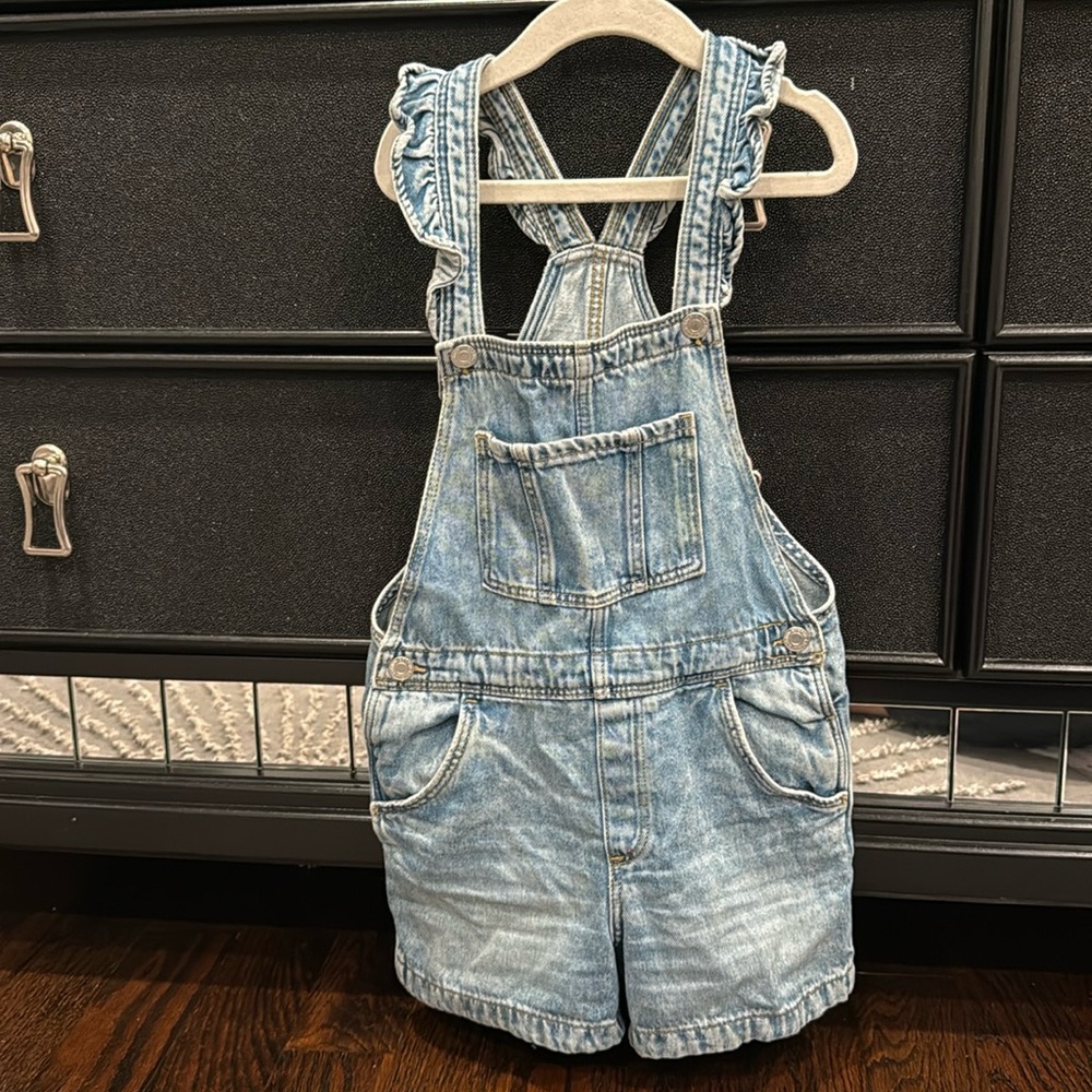 JEAN SHORT OVERALLS WITH ADJUSTABLE SNAP BUTTON FASTENER SUSPENDERS - Picture 4 of 15